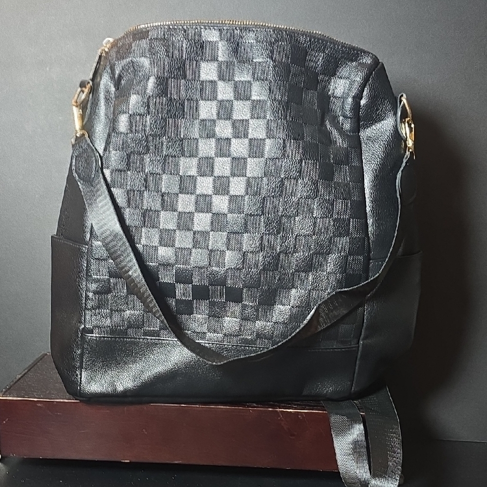 Elegant Black Checkered Women's Bag